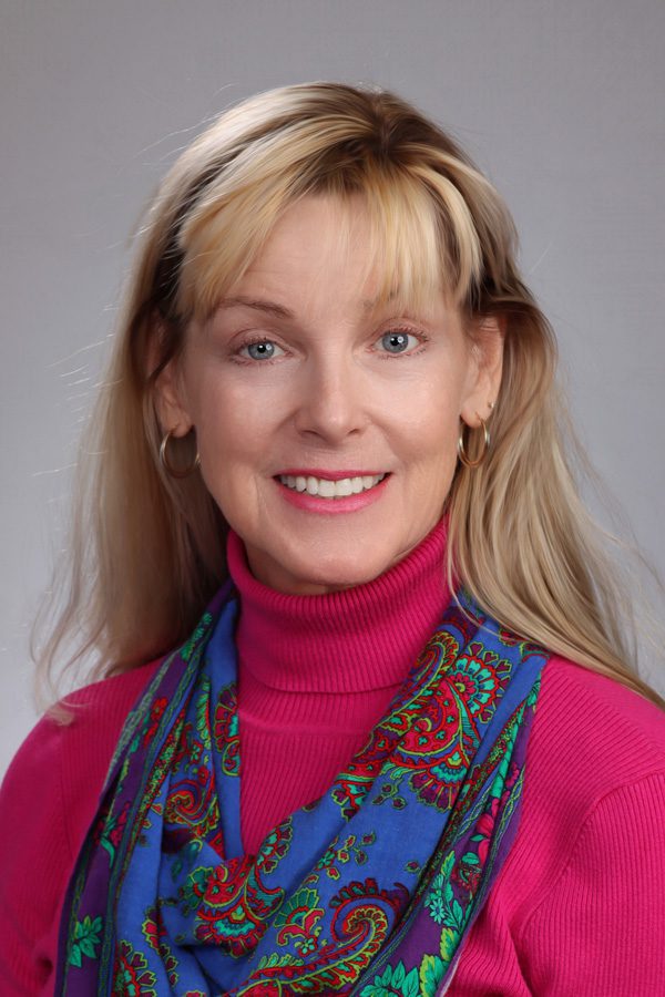 Lori Chana headshot