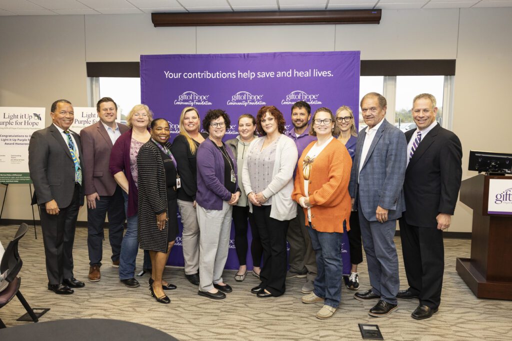 Light it Up Purple for Hope event in Springfield, Ill.